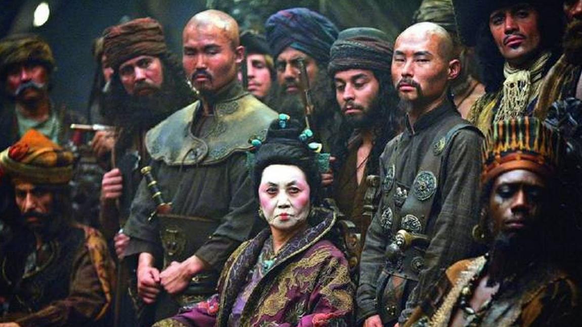 清朝郑一嫂，从陪花酒到诰命夫人，她的一生经历了什么