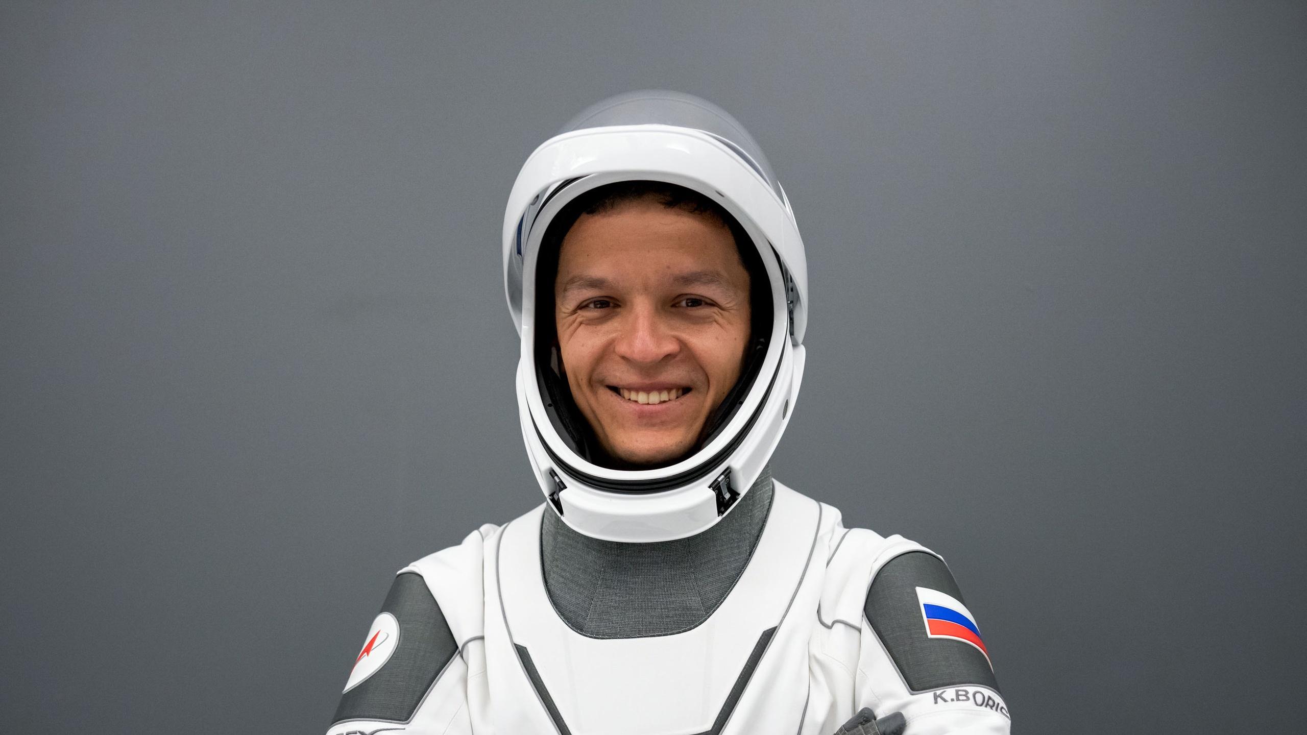 不知不觉之间，载人龙飞船已经把42名宇航员送入轨道了