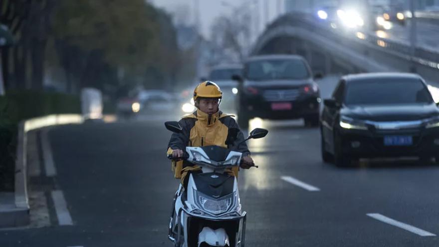 到农村你最不能忍的是什么？我妈不再重男轻女了，但我更难过了