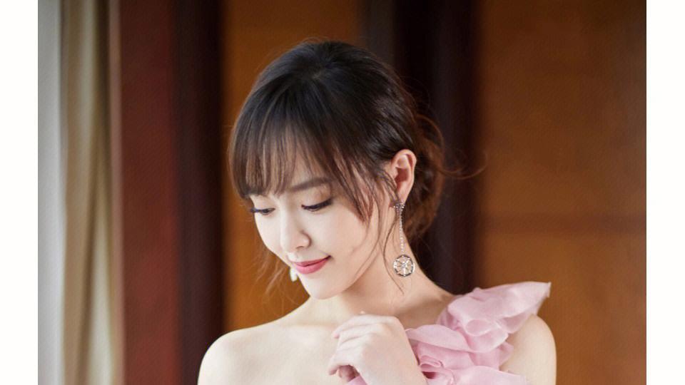 唐嫣：从普通人到一线女神的蜕变之路，永远的紫萱女神！