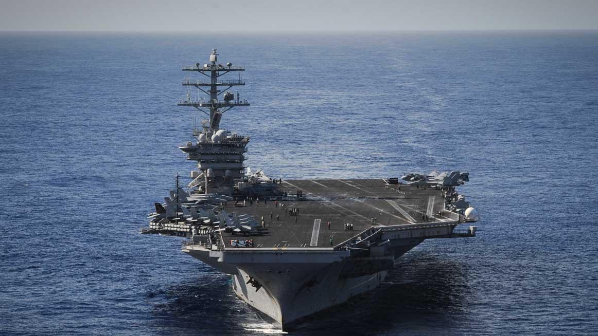 到底发生了什么？“尼米兹”号航母高速驶离南海，054A差点追不上