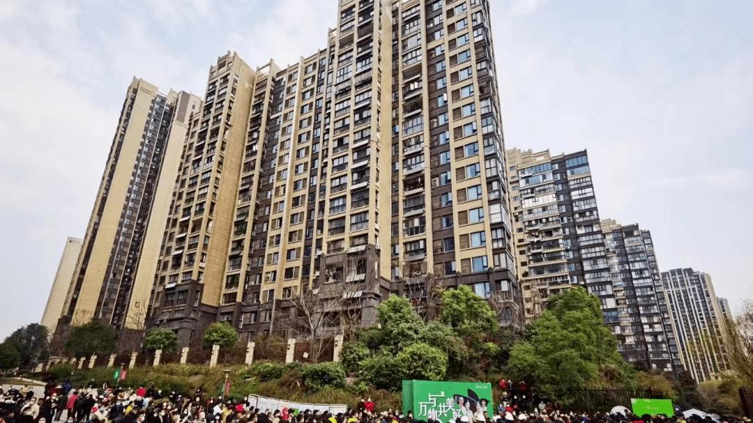 武汉又一个小区成功换掉物业！迎来新物业！