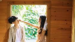 被前男友毒哑后，我和现男友的专辑爆火了......