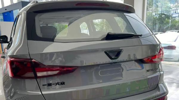 捷达VS5，大容量高效率，内部结构精巧