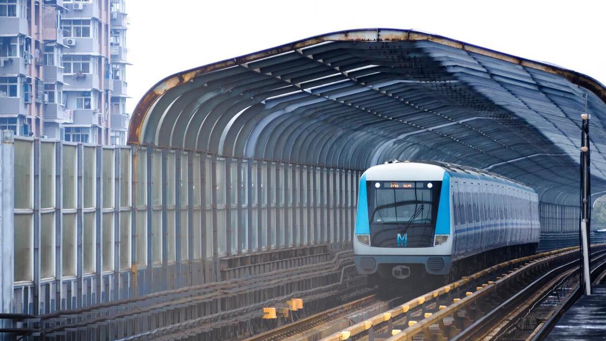 “最美旅游线”直达红莲湖的武汉地铁30号线，你认真你就输了