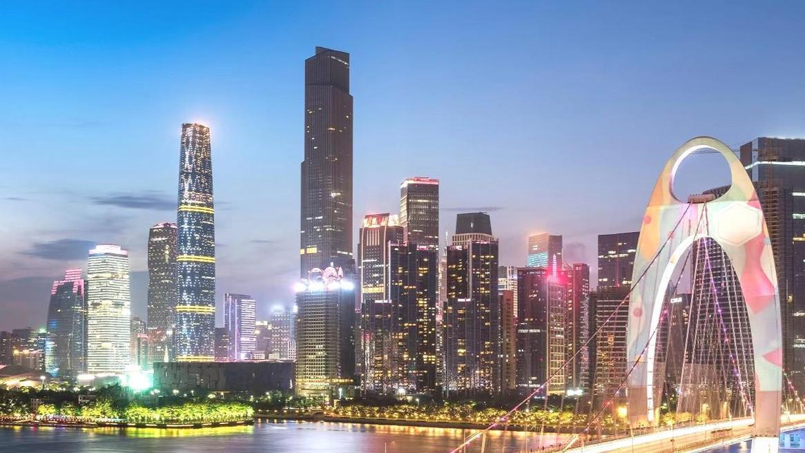 中国十强省会！成都稳居第二，西安跻身四强