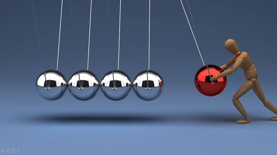 杨振宁凭什么获得诺贝尔奖？只因发现“镜子中的你和现实中不同”