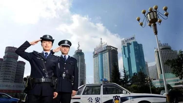 19岁小伙花1300元包夜31岁熟女，结果后悔不已，竟然跑去报警！