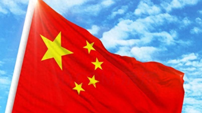 荷兰正式宣布！中国光刻机禁令解禁，外媒：2024年继续减产