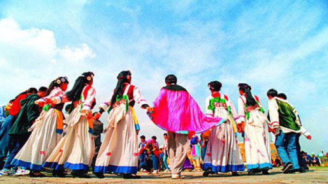 丽江人加油：又见丽江纳西族的打跳