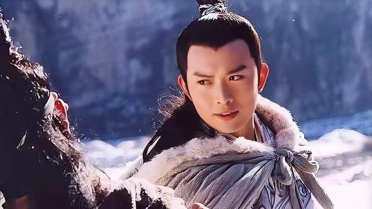 在梁羽生书中享年至少200岁的岳鸣珂，有可能是陈石星的儿子吗？