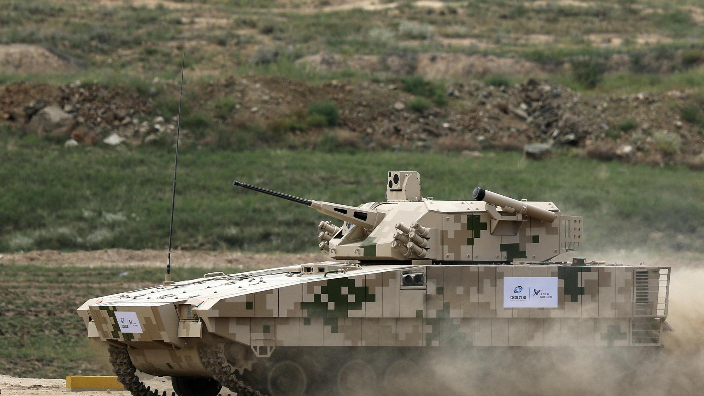 陆战装备——VN-17外贸重型履带式步兵战车