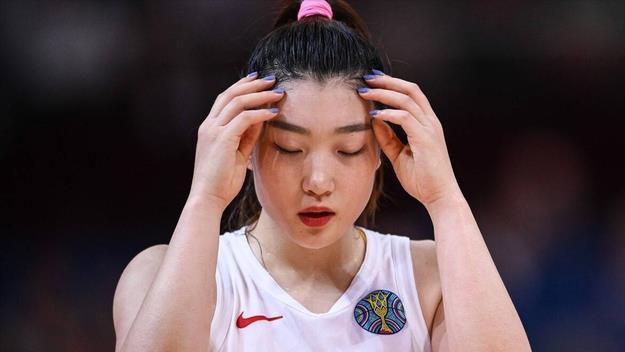 李梦口碑完全逆转？2大官媒声援，3大名嘴力挺，女篮宣布感人决定