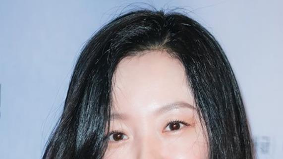 林秀晶迎来43岁生日 凭清冷长相成不老女神 对不起我爱你令人难忘
