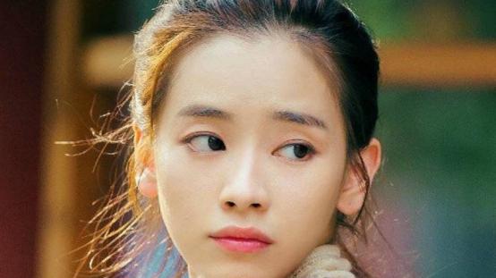 灵活多变的刘雅瑟，总能把角色饰演得很精彩，认真拿捏演技