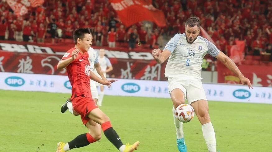 难怪巴吞联淘汰上海海港，球迷捅出输球内幕，哈维尔被耍的团团转