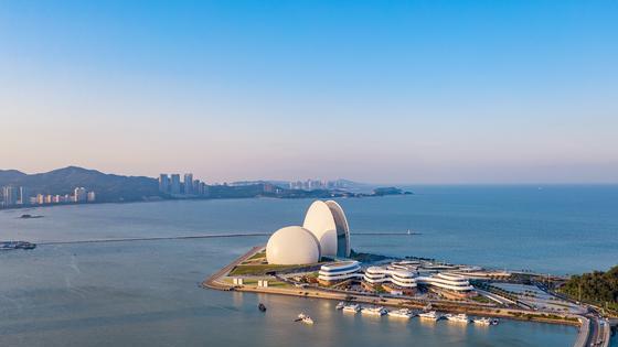 珠海：看了厦门深圳汕头广州才知道，地方搞市属大学鲜有成功案例