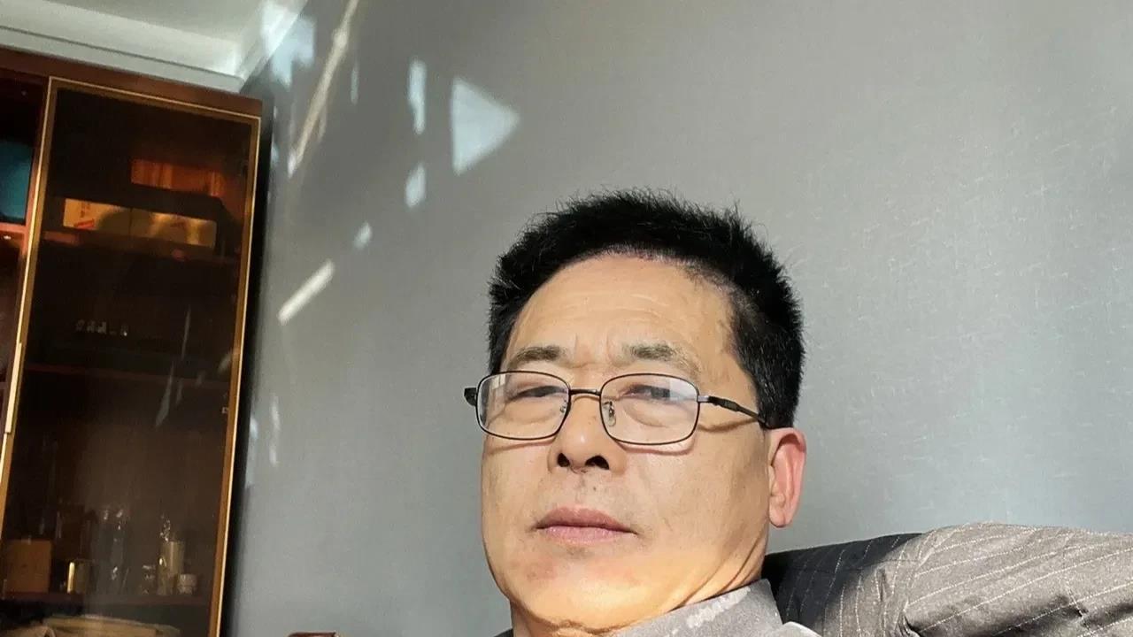 从教30年，从未收过家长的礼物，当年班主任的做法，影响了我一生！