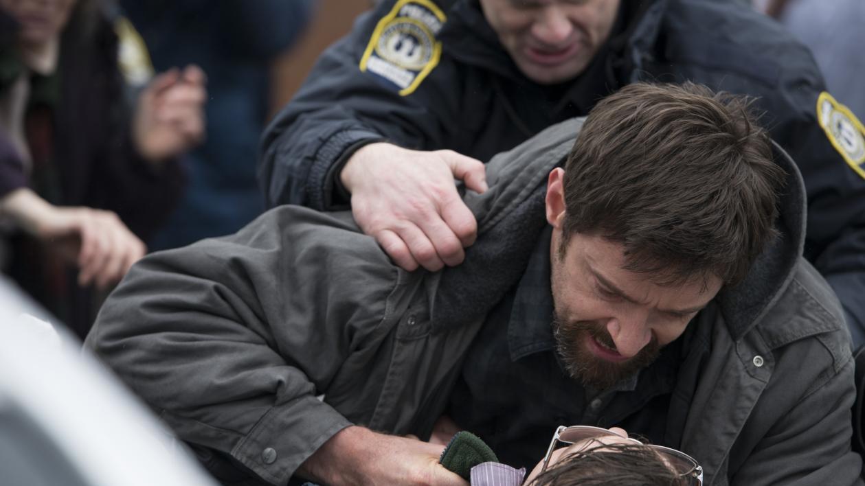 《囚徒》是一部悬疑电影，剧情跌宕起伏，囚徒们是否能走出迷宫