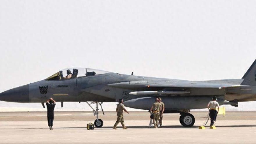 美专家称俄乌冲突提醒了日本，除了歼20，F15J不怕中国其他战机！