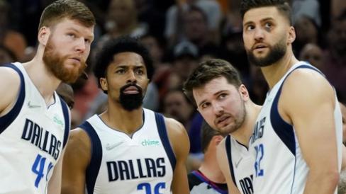 独行侠主场：东契奇创77年无人达成记录，爵士队惨败！谁与争锋呢