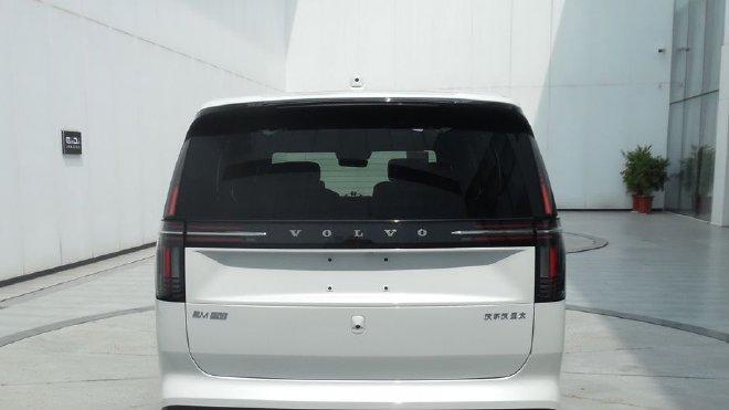 定位旗舰纯电MPV 沃尔沃EM90将11月12日公布价格