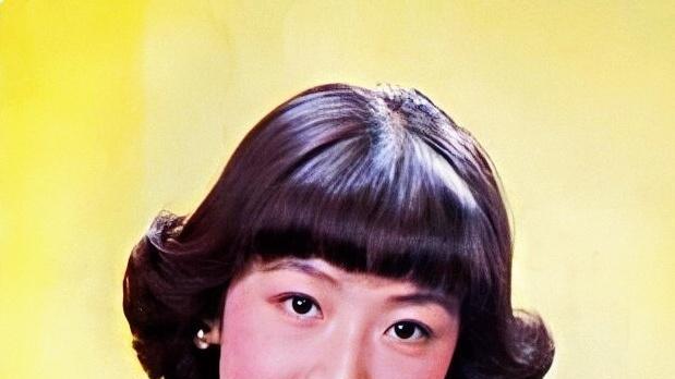 昔日美女明星 颜值不输朱琳 演技堪比斯琴高娃 可惜过早息影 如今65岁