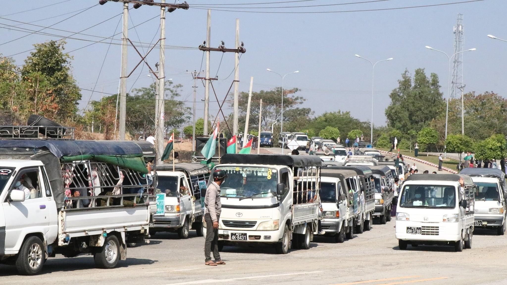 高考被缅甸语专业录取，班主任：劝复读！网友：别一提缅甸就缅北