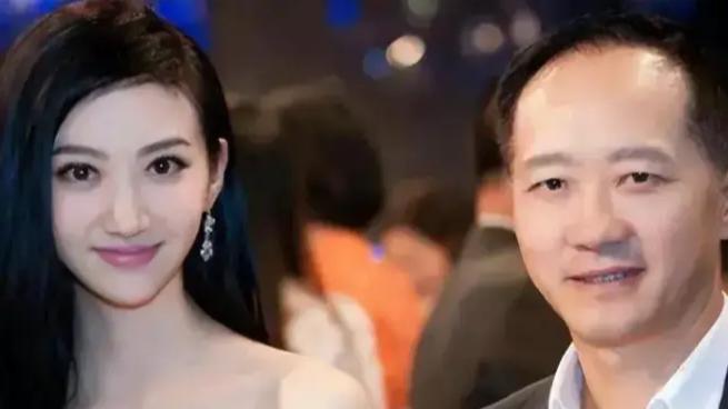 景甜：真正的后台被曝