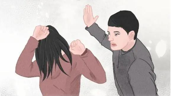 河南一女子被丈夫按床上暴力殴打：并非第一次 都是因小事被打