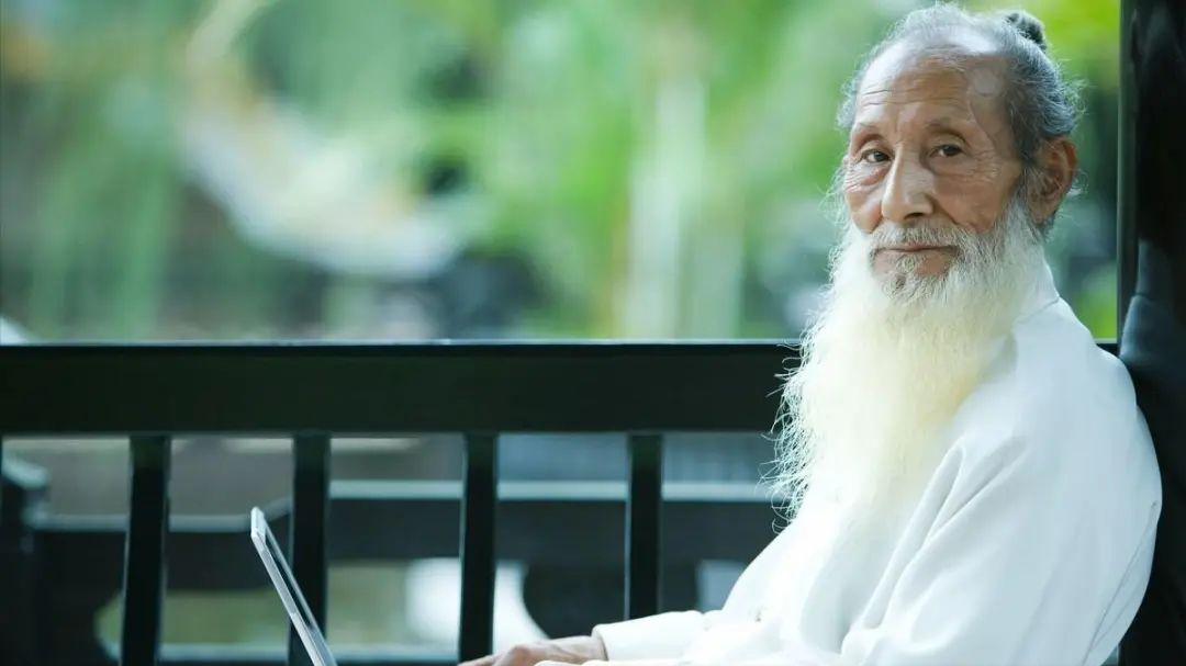 “老人长寿克子孙”？实话虽难听，却有着大道理！做子女的要注意