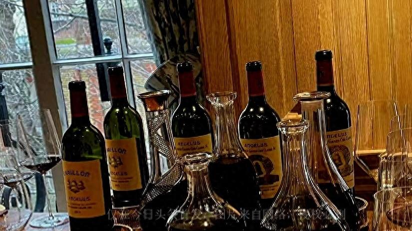 央视主持人姜丰被指变成酒鬼 一天喝5瓶万元的洋酒 离婚后久居英国