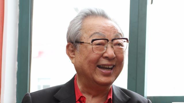 相声名家唐杰忠：晚年丧子，患双癌离世，一对儿女为遗产对簿公堂