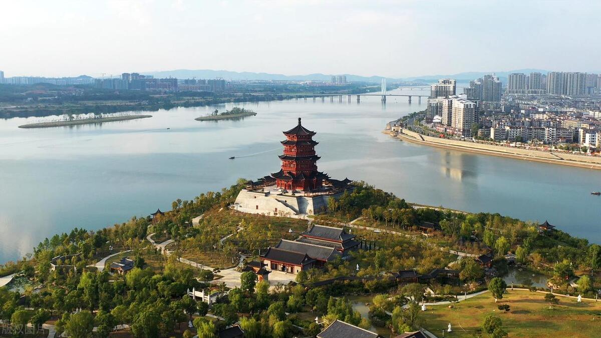 江西之旅：探索仙境般的自然风光与红色文化的魅力