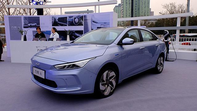 几何A：吉利汽车的革新之作，领跑新能源汽车市场