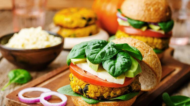 男子查出肠癌，后悔大哭：原来大便早已“预警”，自己却忽视了