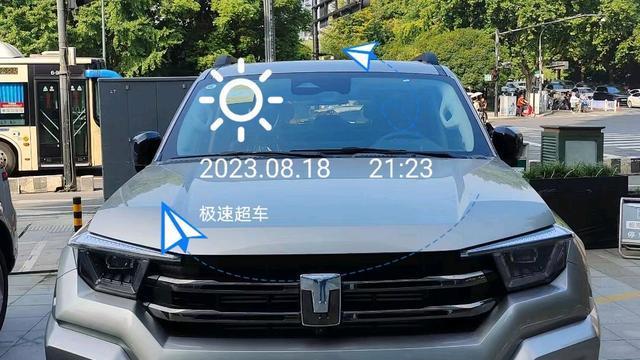 2.0T插电混动引擎，国产硬派越野车“王炸”，实拍坦克400Hi4-T