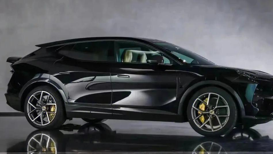 路特斯Eletre：纯电跑车的革新之作，彰显速度与科技的完美结合