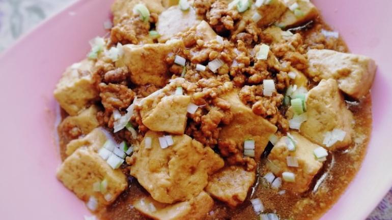 清淡爽口又下饭的肉末炖豆腐一定让你吃撑