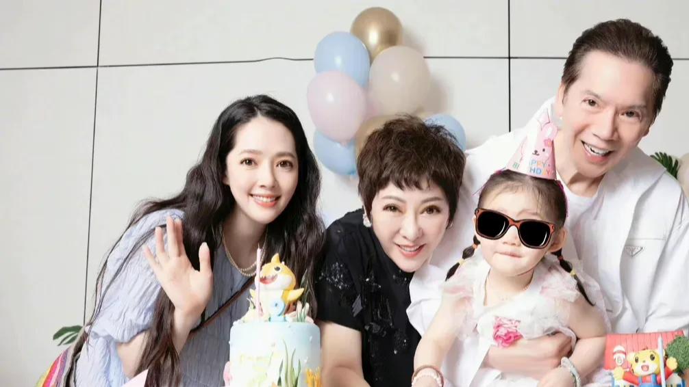 郭碧婷又上热搜！ 真婚变了？