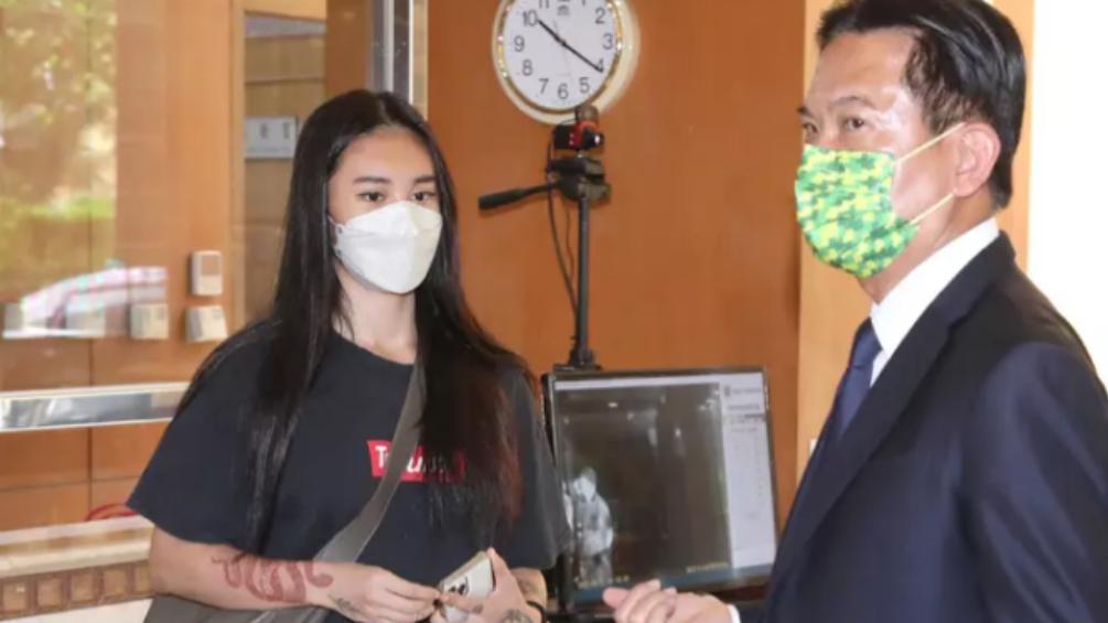 “他们逼我说台湾是中国的，否则就不救我”