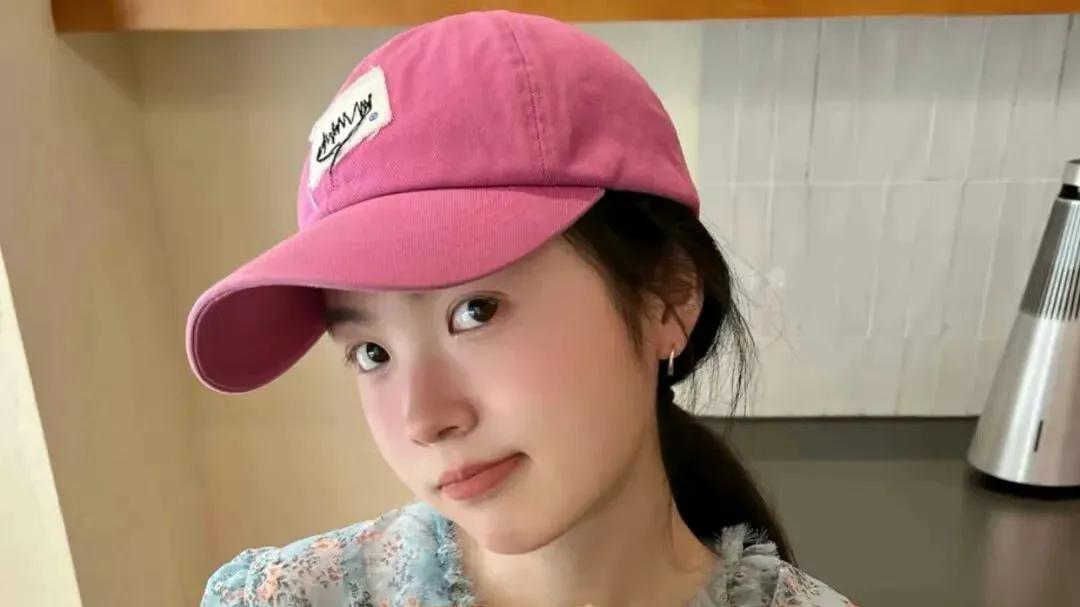 一个女人不爱你，却又吊着你的表现
