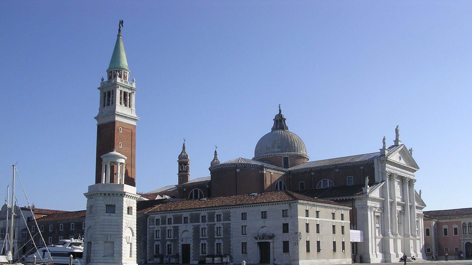 圣乔治：格林纳达的海滨珠宝