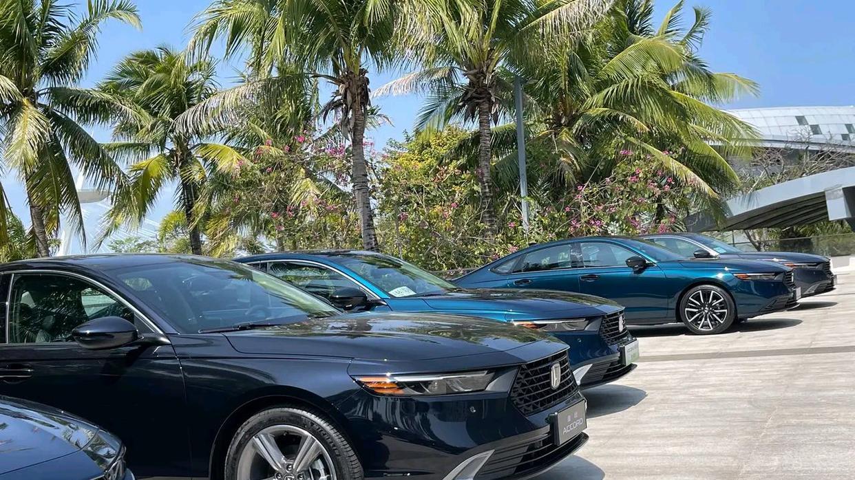 国产11代本田雅阁来了，内饰细节首次曝光，相比海外版科技感更强