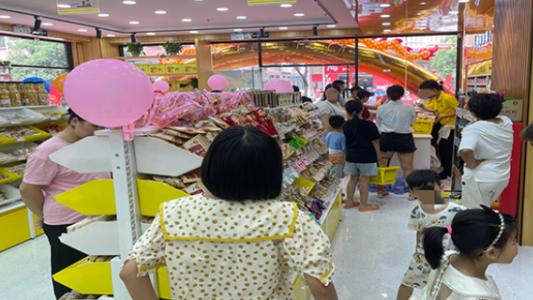 零食店的发展趋势到底怎么样呢？