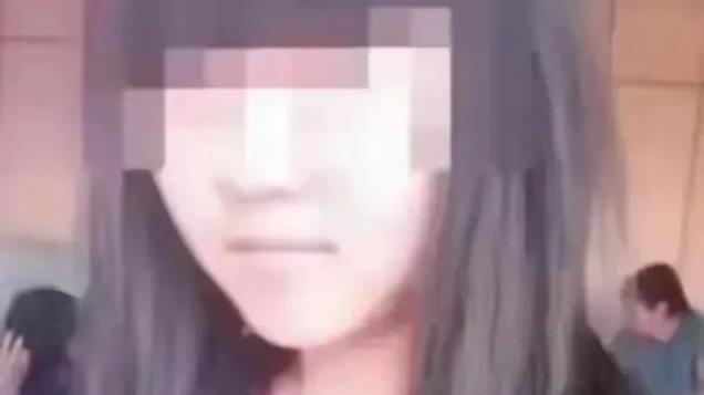 17岁女孩为区区100元，竟委身45岁男邻居，怀胎6个月后残忍被害！