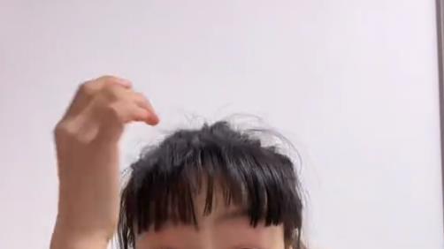 脑瘫女孩发视频回应备孕争议，评论竟然攻击外貌，网友管得太宽了