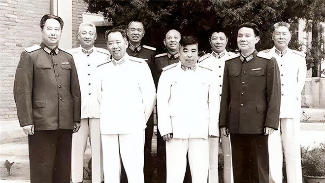 1967年开国少将英年早逝，曾担任空军副参谋长，哥哥是正国级领导