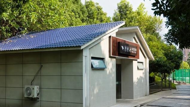 女厕大排长龙，不能总是无解