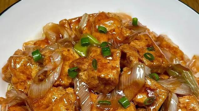 这8道家常下饭菜，热腾腾香喷喷，每天不重样，能让你多吃两碗饭